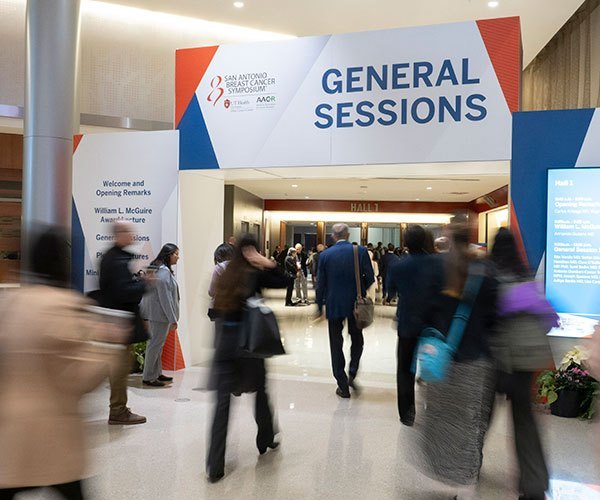 San Antonio, TX - SABCS 2025 San Antonio Breast Cancer Symposium @ SABCS Attendees during General Views here today, Wednesday December 10, 2025. during the San Antonio Breast Cancer Symposium being held at the Henry B. Gonzalez Convention Center in San Antonio, TX. The symposium features physicians, researchers, patient advocates and healthcare professionals from over 90 countries with the latest research on breast cancer treatment and prevention. Photo by © MedMeetingImages/Todd Buchanan 2025 Technical Questions: todd@medmeetingimages.com
