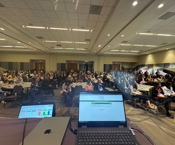 1212-ErikaHamilton9-01