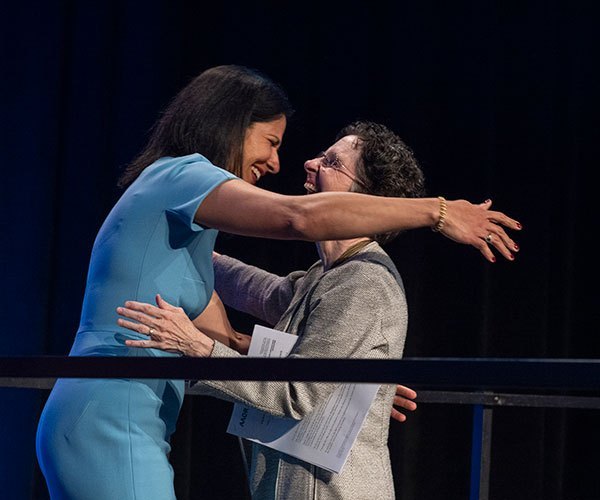 San Antonio, TX - SABCS 2025 San Antonio Breast Cancer Symposium @ SABCS Sara Tolaney, MD speaks during AACR Outstanding Investigator Award for Breast Cancer Research here today, Friday December 12, 2025. during the San Antonio Breast Cancer Symposium being held at the Henry B. Gonzalez Convention Center in San Antonio, TX. The symposium features physicians, researchers, patient advocates and healthcare professionals from over 90 countries with the latest research on breast cancer treatment and prevention. Photo by © MedMeetingImages/Todd Buchanan 2025 Technical Questions: todd@medmeetingimages.com