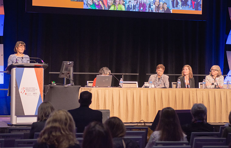 Experts highlight alcohol use and obesity as risk factors of breast cancer